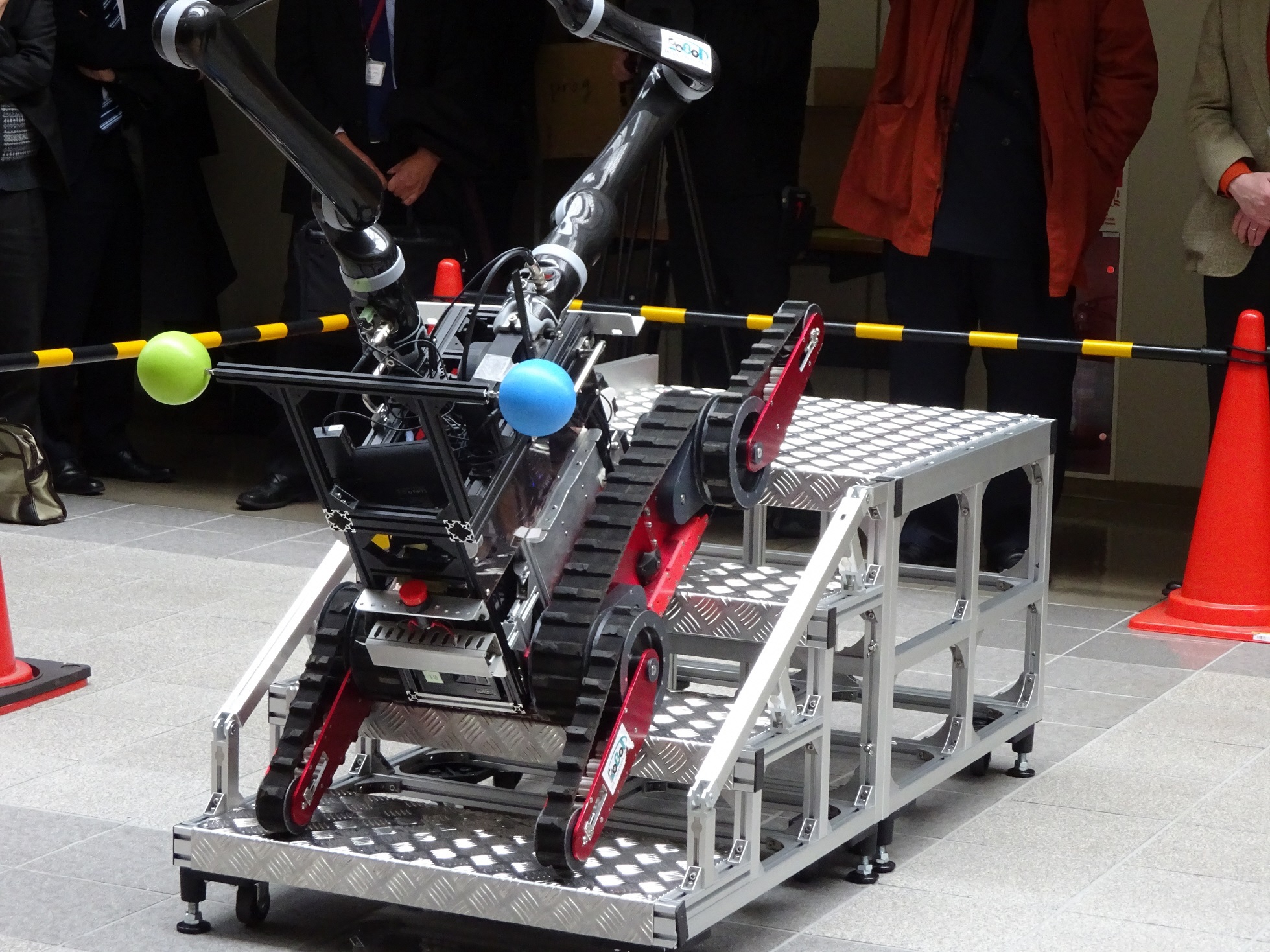 会津大学の災害対応ロボット